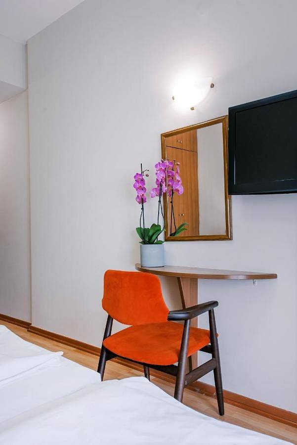 Hôtel pour 3 personnes, avec vue et terrasse à Arta - 4