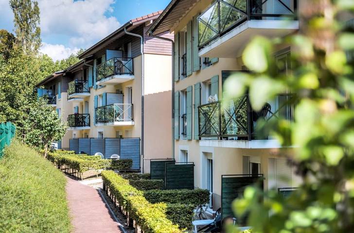 Appart’hôtel pour 2 personnes, avec Terrasse et Jardin