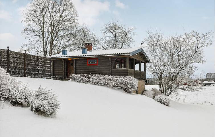 Chalet für 6 Personen, mit Terrasse und Seeblick sowie Garten in Schweden