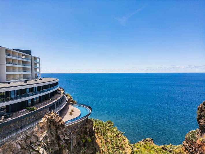 Gîte pour 3 personnes, avec vue sur l’océan ainsi que balcon et piscine à Câmara de Lobos - 4