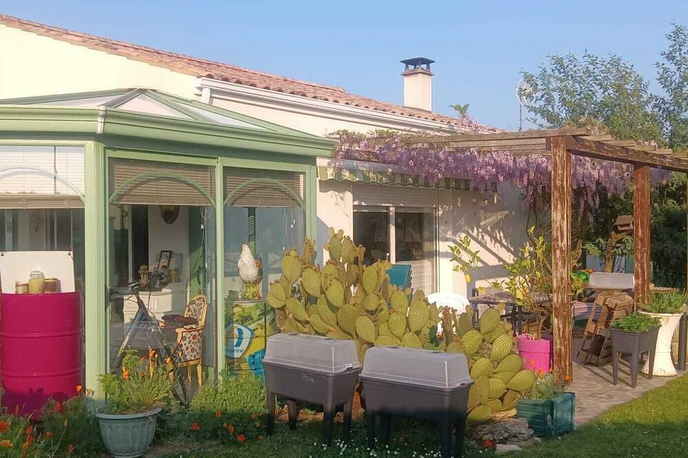 House 15 Min. Away The Beaches Of The Royannais Coast - Ideal Environment For Families in Saujon, Côte de Beauté