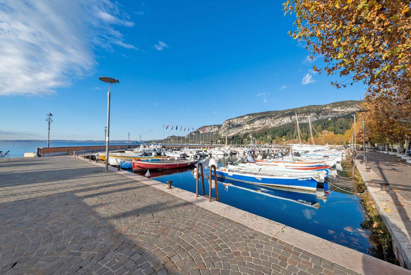 Appartement entier, Apartmentsgarda - Baia Del Garda 5 in Garde, Montagnes autour du lac de Garde