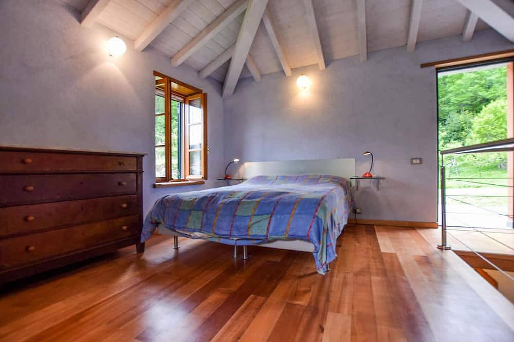 Splendido appartamento con 1 camera da letto a Pieve di Teco in Pieve di Teco, Alpi Liguri