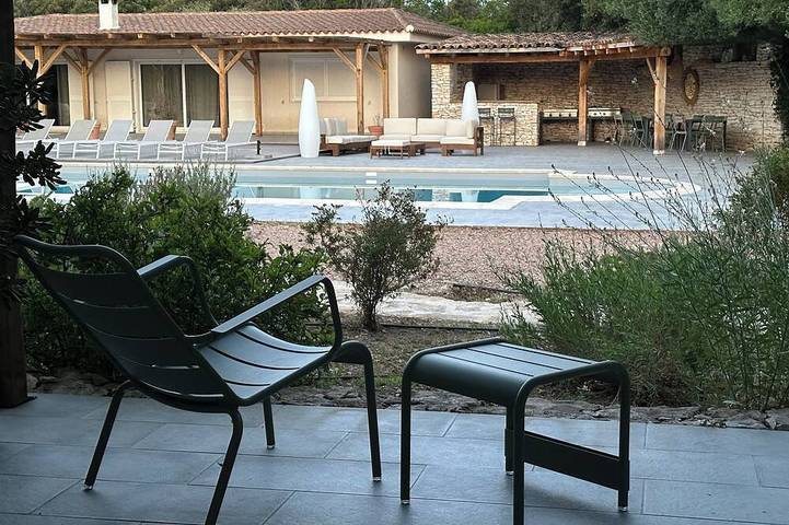 Casa vacanza per 14 persone, con terrazza e giardino a Bonifacio Corsica