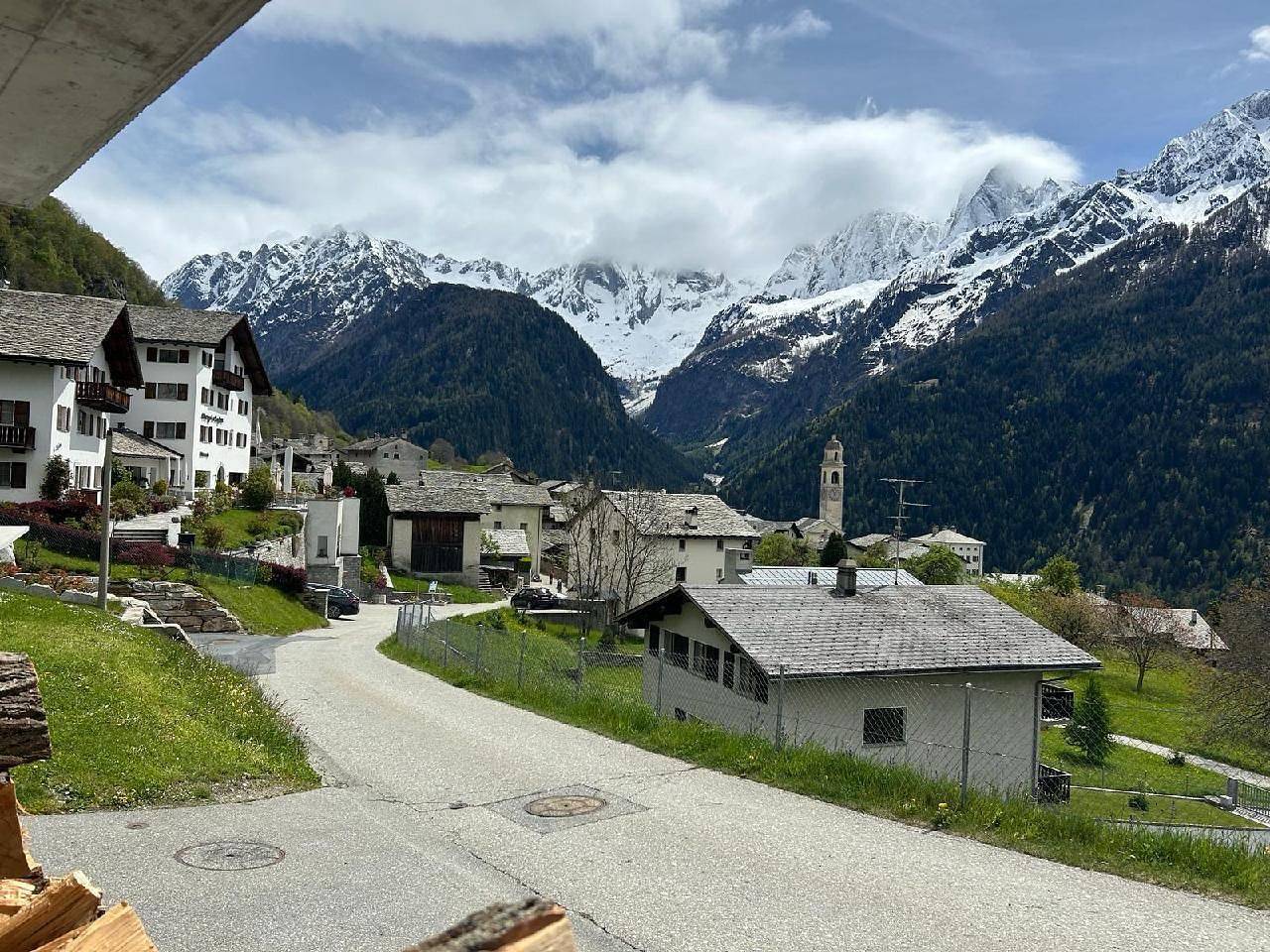 Ganze Ferienwohnung, Einzimmerwohnung mit Bergblick in Bregaglia, Oberhalbsteiner Alpen