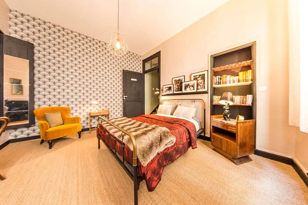 La Suite & Son Boudoir ★★★★ - Retromirabeau . Fr - Imm. 18ème in Narbonne, Côte méditerranéenne (France)