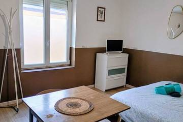 Appartement De Vacances pour 2 Personnes dans Lens, Région de Lens, Photo 2