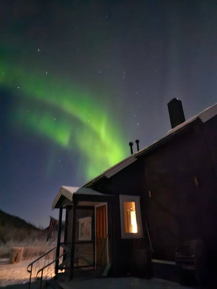 Ferienhaus für 8 Personen, mit Balkon/Terrasse und Garten sowie Sauna und Ausblick in Nord-Norwegen