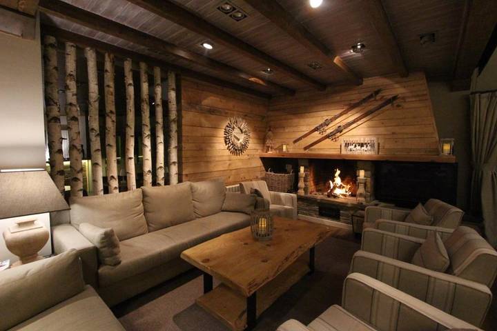 Hôtel pour 16 personnes, avec Terrasse dans Baqueira Beret
