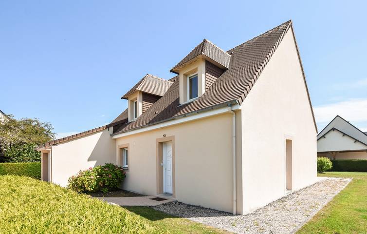 Location de vacances pour 7 personnes, avec jardin et terrasse à Blonville-sur-Mer - 2