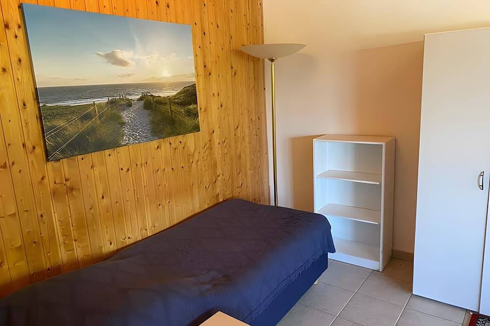 Ganze Wohnung, Apartment Landhaus Wagner für 4 Personen mit privater Terrasse, Garten und Wlan in Malente, Südliche Ostseeküste