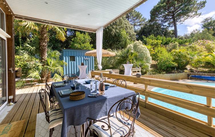 Location de vacances pour 8 personnes, avec piscine ainsi que terrasse et jardin, adapté aux familles à Meschers-sur-Gironde - 2