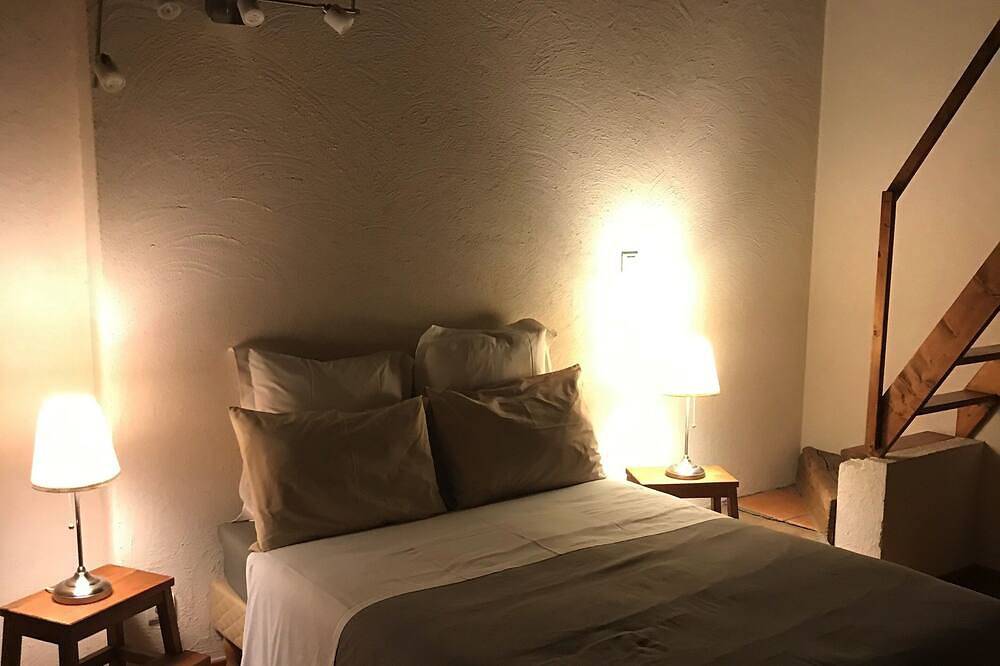 La Grange : La Chambre Vendange in Coutouvre, Région de Roanne