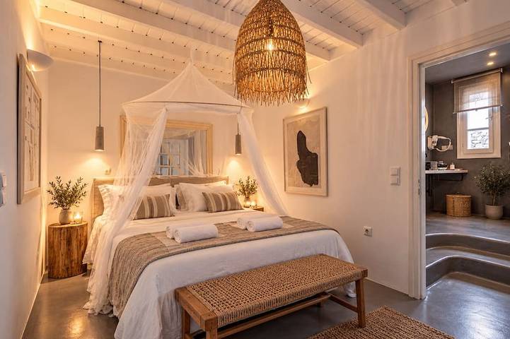 Zee En Zon Villa.  Een woning met persoonlijkheid op 200 meter van het strand in Kalafati, Mykonos
