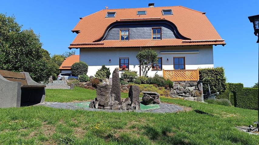 Ferienwohnung für 2 Personen, mit Sauna und Terrasse sowie Garten in Eifel (Rheinland-Pfalz)