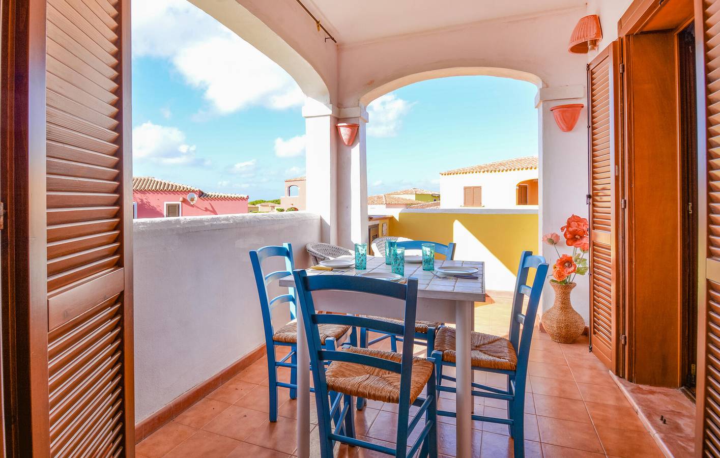 Appartamento intero, Appartamento sulla spiaggia con piscina e parcheggio in Lu Lamoni, Vignola Mare