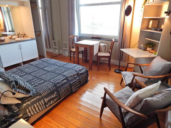 Maison d’hôte pour 2 personnes, avec Terrasse ainsi que Jardin et Vue à Binche