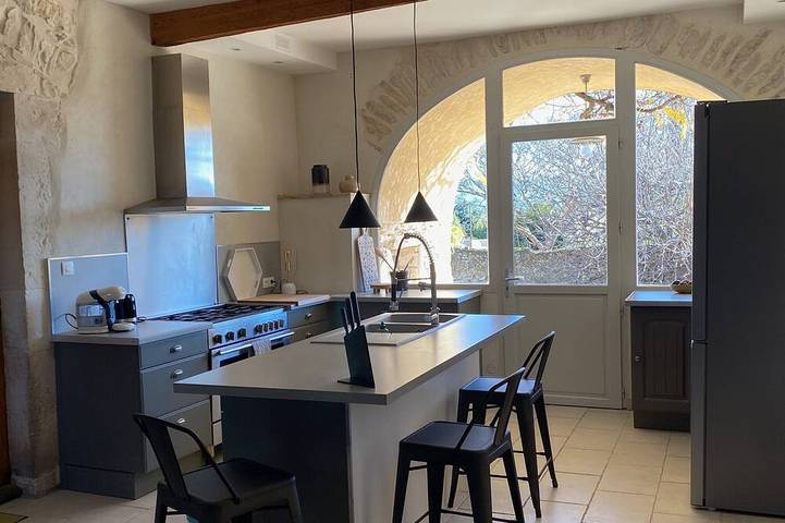 Gîte pour 22 personnes, avec jardin à Marsanne - 3