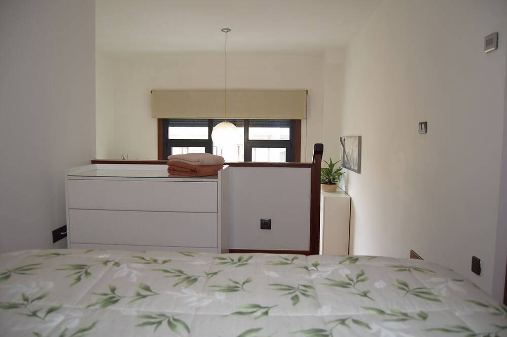 Apartamento entero, Piso con 3 camas in Vigo, Rias Baixas
