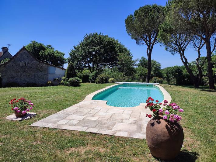 Maison de vacances « Maison 6 à 10 personnes » avec piscine privée, terrasse et Wi-Fi in Sainte-Croix (Aveyron), Quercy