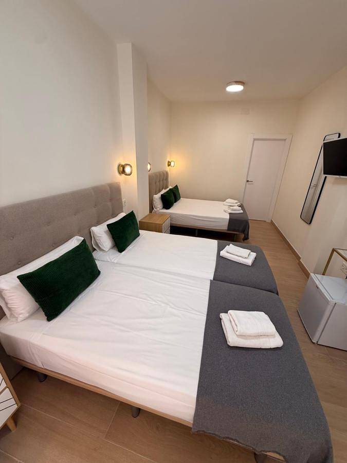 BnB für 5 Personen, mit Ausblick in Malaga - 3