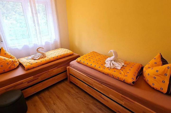 Hütte für 4 Personen, mit Balkon am Forggensee - 3