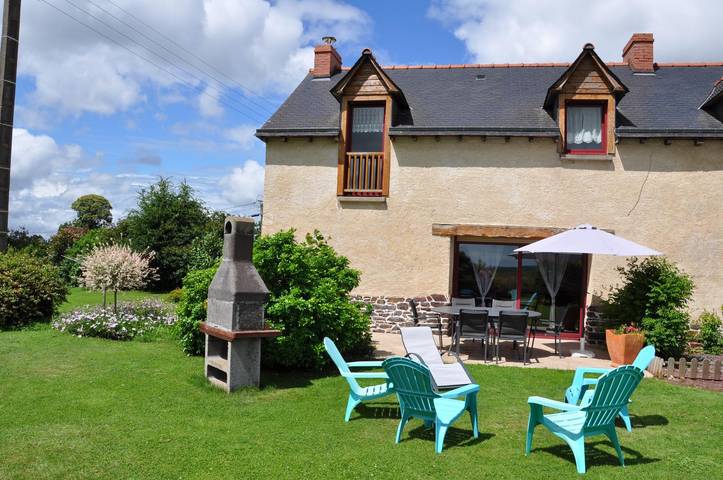 Gîte pour 6 personnes, avec terrasse et jardin à Loscouët-sur-Meu - 2