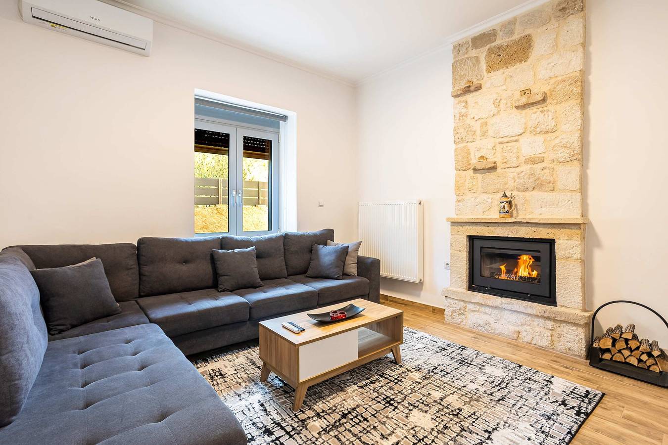 Ag Stone Home - Idyllic Beachside Villa in Isthmia in Korinthia