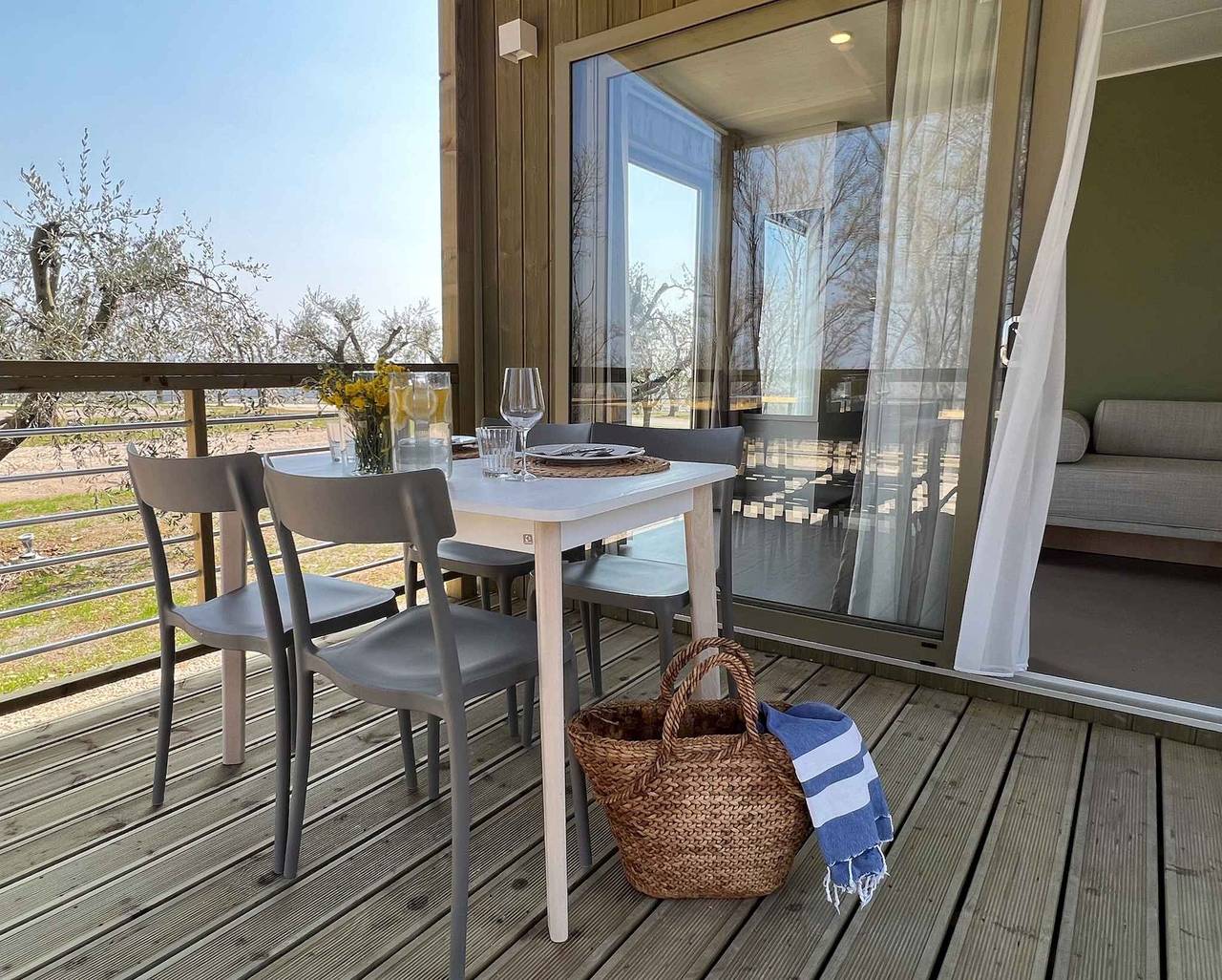 Mobilehome in einer idyllischen Umgebung  in Colà, Lazise