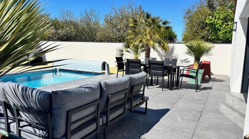 Chambre d’hôte pour 4 personnes, avec jardin ainsi que vue et piscine aux Les Sables-d'Olonne - 3