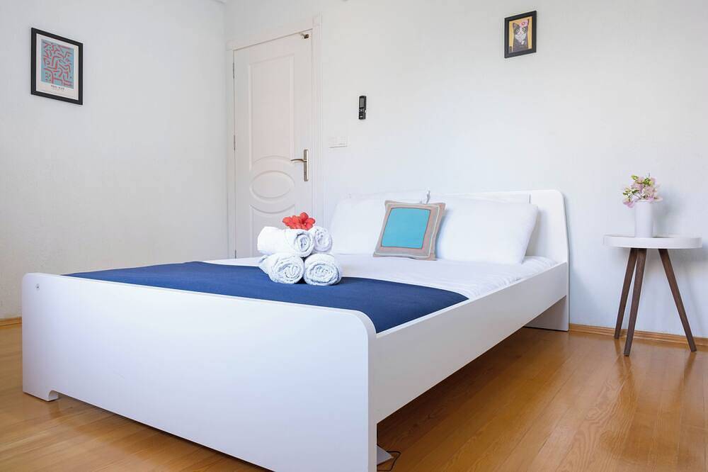 Ganze Wohnung, Luna - 2 Bed Apartment with private garden in Belek, Provinz Antalya