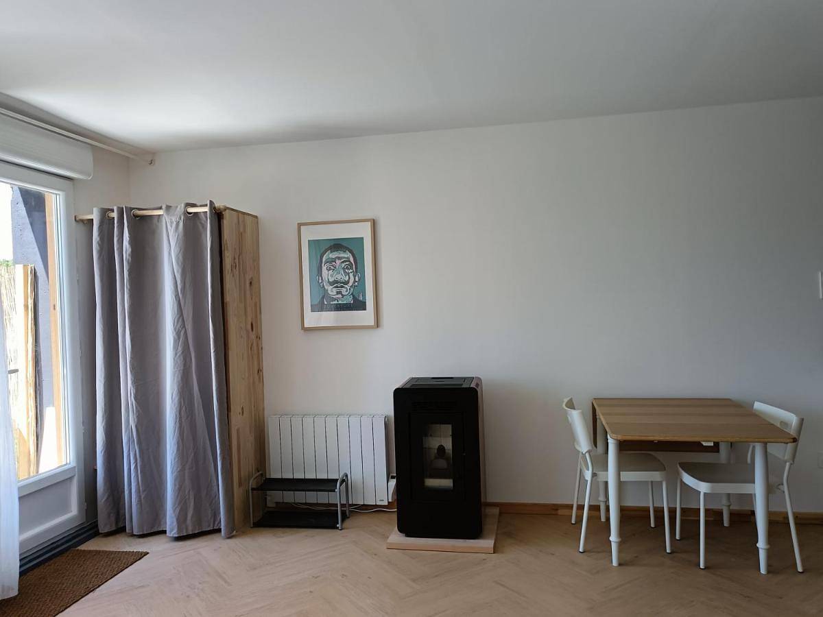 Appartement entier, Appartement en Rc au bord du lac in Aydat, Parc naturel régional des Volcans d'Auvergne