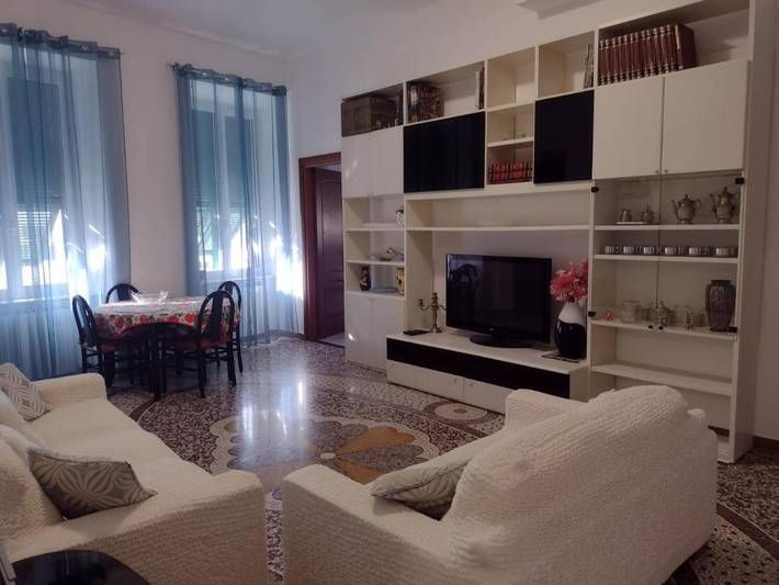 Appartamento per 2 persone, con Panorama in Pegli (Genova)