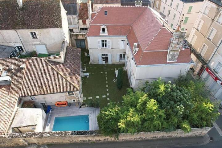 Maison de vacances pour 15 personnes, avec Terrasse et Jardin ainsi que Piscine et Sauna