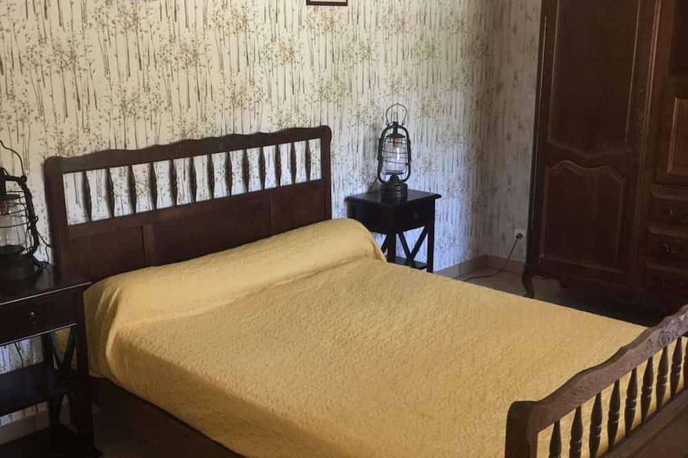 Gîte de plain-pied avec jardin privatif, animaux acceptés in Villeherviers, Sologne