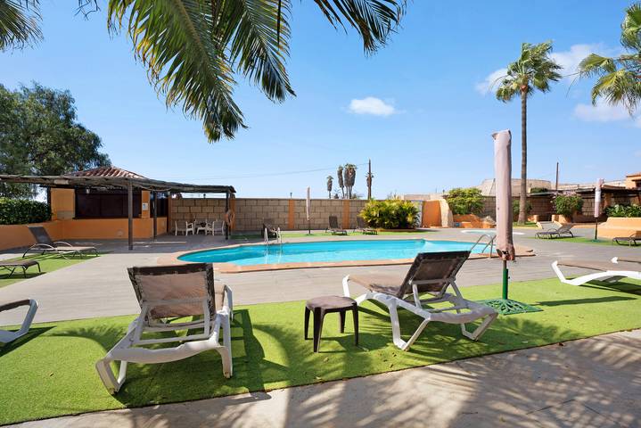 Chalet para 4 personas, con jardín en Tenerife Sur