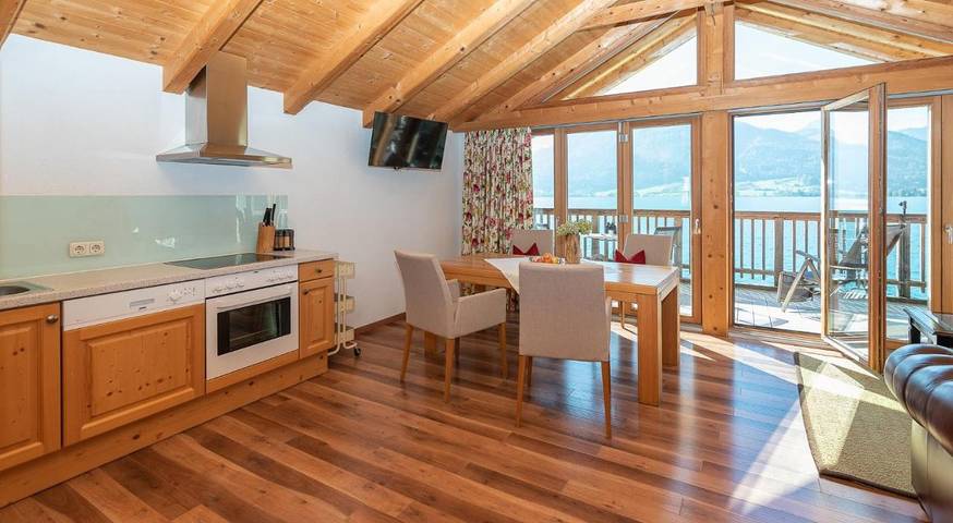 Chalet für 4 Personen, mit Terrasse und Ausblick sowie Sauna und Seeblick am Wolfgangsee - 4