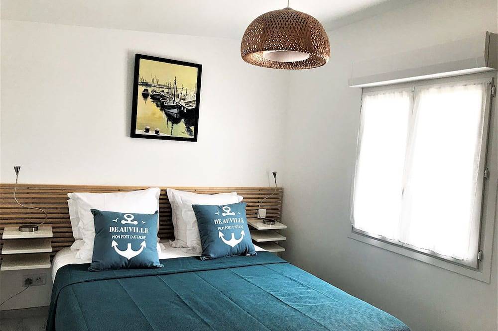Habitaciones de Annie: Le Pêcheur, piscina, tenis, playa. in Villerville, Region de Lisieux
