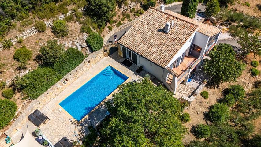Villa La Garrigue voor 4 personen met privézwembad, Wi-Fi en airco in Taradeau, Draguignan en omgeving