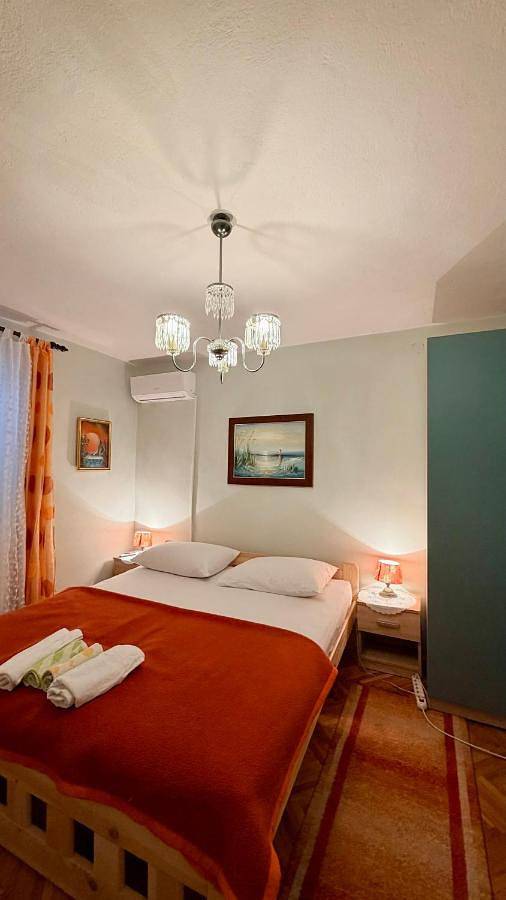 Maison d’hôte pour 2 personnes, avec Balcon et Terrasse à Trogir - 4
