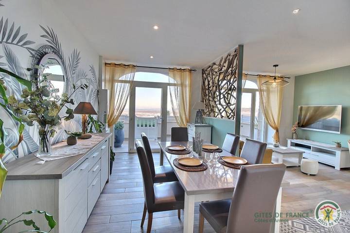 Gîte pour 4 personnes, avec Terrasse et Jardin à Plestin-les-Grèves