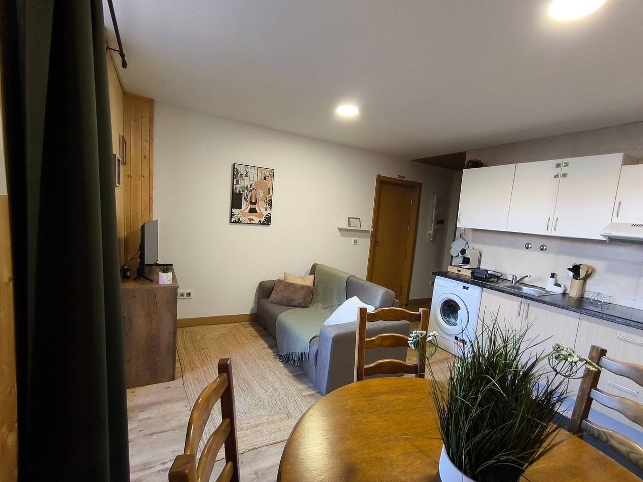 Ganze Wohnung, Apartment „Wood“ mit Gemeinschaftsterrasse, Wlan und Klimaanlage in Beira Interior Norte, Guarda (Portugal)