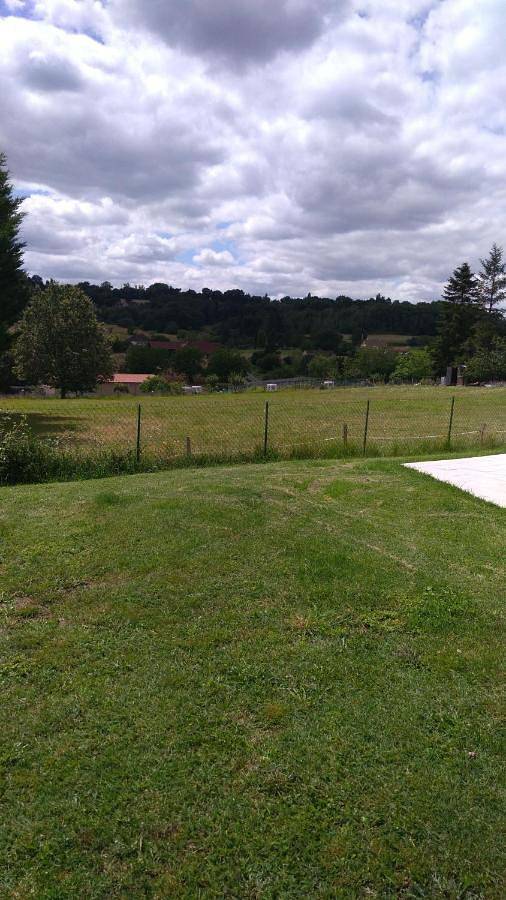 Chambre d’hôte pour 2 personnes, avec vue ainsi que jardin et terrasse à Montignac - 2