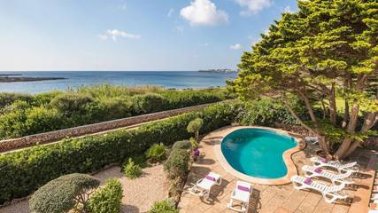 Villa in Sant Lluís, Coast of Menorca für 6 