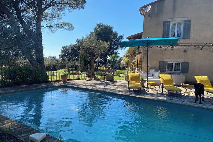 Gîte pour 2 personnes, avec piscine