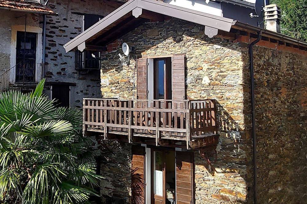 Casa S. Anna, Italien in Calozzo, Pianello del Lario