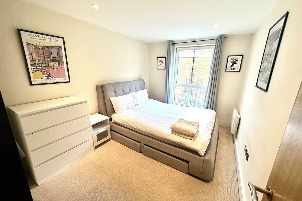 Entire apartment, Modern apartment in the heart of Shoreditch and Brick Lane in Tower Hamlets, London