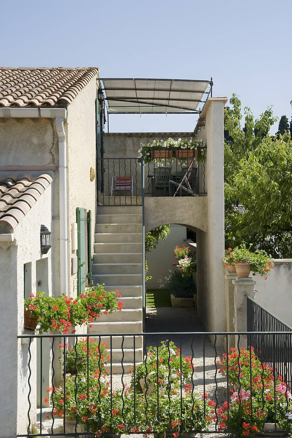 Apartamento entero, Apartamento «La Maison Fleurie» con terraza privada, Wi-Fi y aire acondicionado in Saint-Rémy-de-Provence, Region de Arles