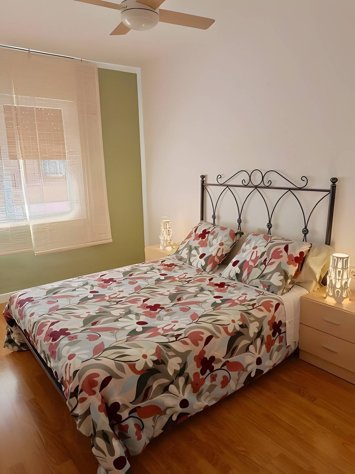 Ganze Wohnung, Apartment „A 5 Min De La Playa“ mit Balkon, Wlan und Klimaanlage in Premià de Mar, Costa del Maresme