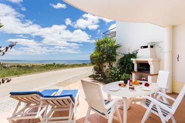 Villa pour 5 personnes, avec balcon et piscine à Lagos